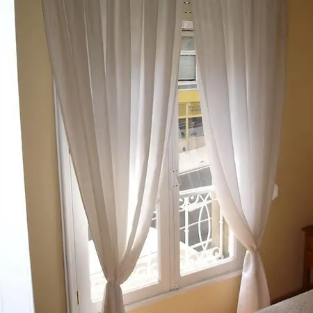 Guest house Pio V 2*